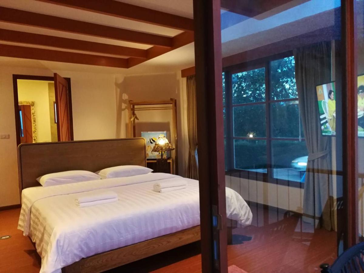 Seaman Resort Haad Chao Samran Eksteriør billede